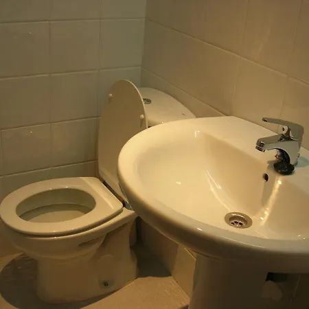 Residencia Universitaria Atilano Coco Apartmán *