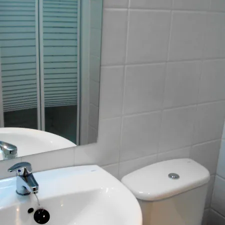 Residencia Universitaria Atilano Coco *